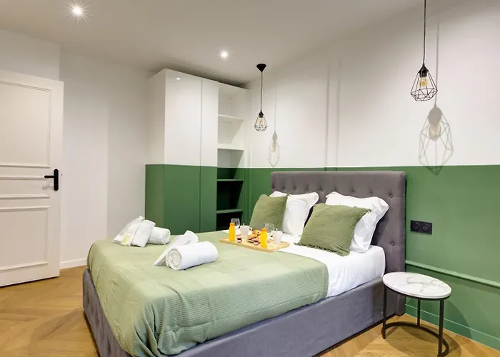 Bluestay 122 - Superb Apartament Paryż
